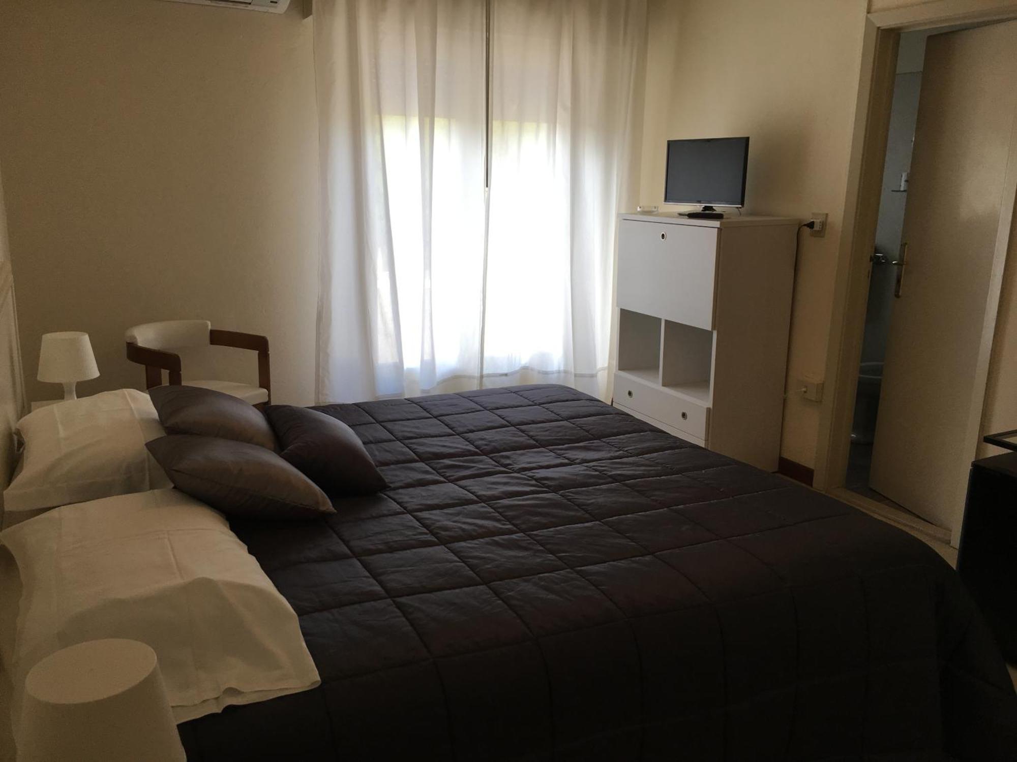 G&D Hotel Deanna Pool&Brunch 米兰马瑞提那 客房 照片