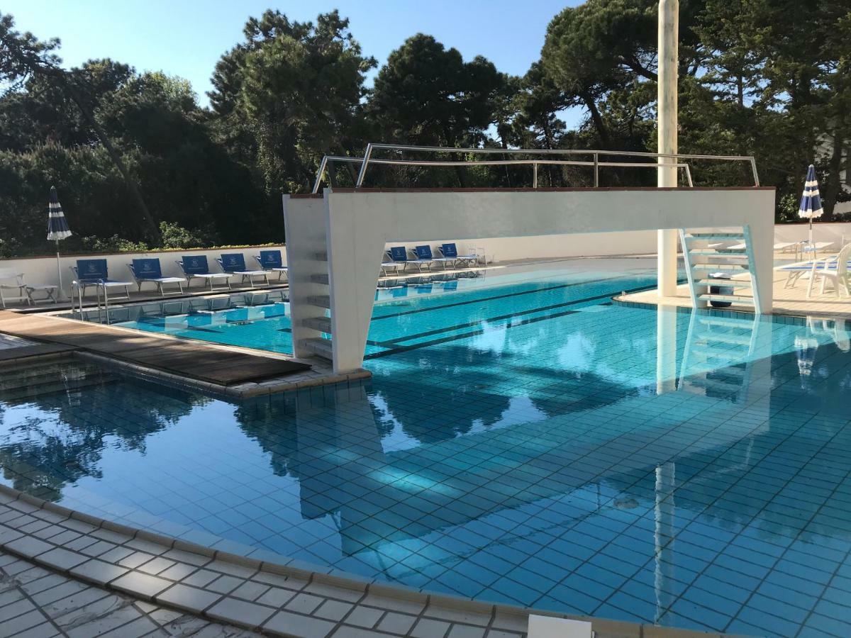 G&D Hotel Deanna Pool&Brunch 米兰马瑞提那 外观 照片